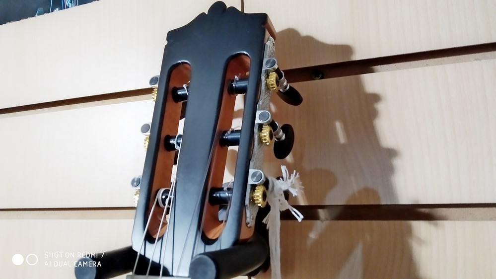 картинка   Классическая гитара, с чехлом, Martinez  MC-18 от магазина 7 Нот Уральск