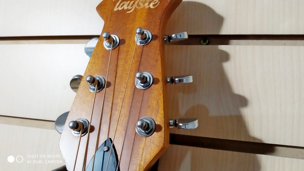 картинка электро-акустическая гитара tayste от магазина 7 Нот Уральск
